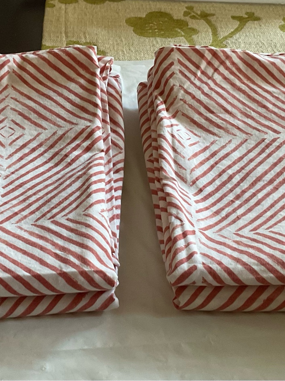 Pottery Barn 100% Organic Cotton Standard Pillowcase Lot of 4
